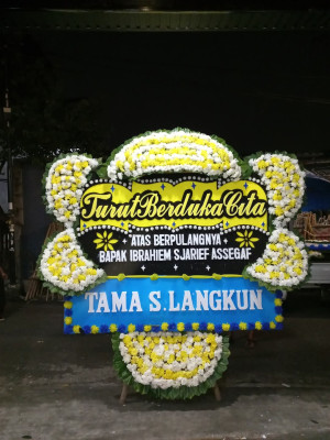 Papan Bunga Duka di Kerkap